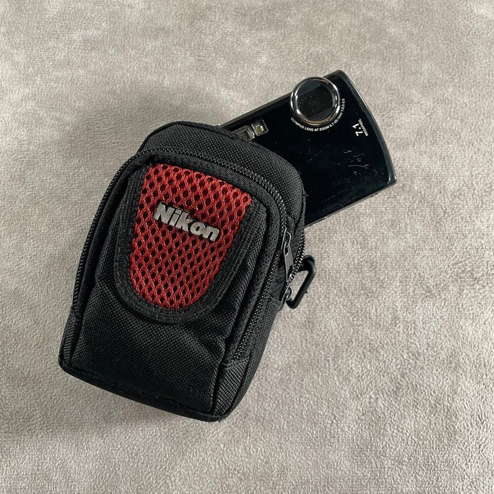 Vintage Y2K Digi Cam Nikon Compact Digital Camera Case Black Red Nylon Pouch